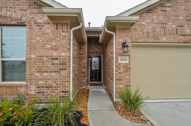 Photo - 32619 Twilight Gable Ct