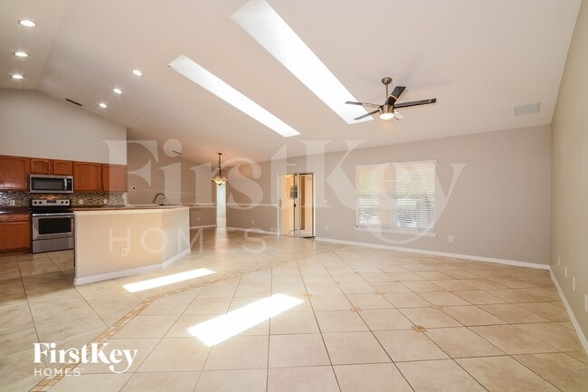 Photo - 13219 Lakewind Dr