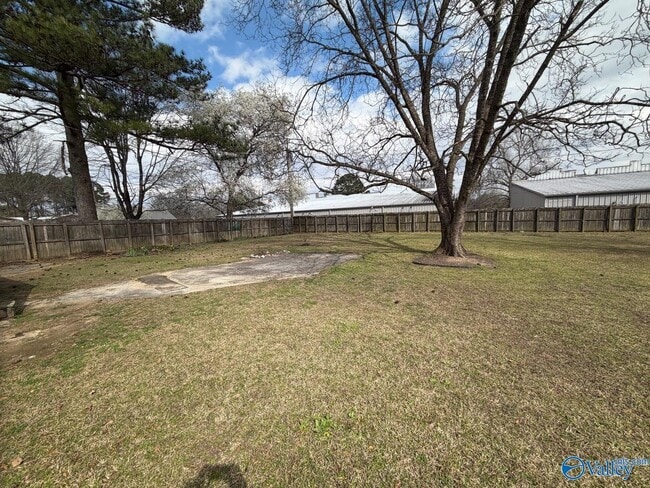 Photo - 756 Morris St SW