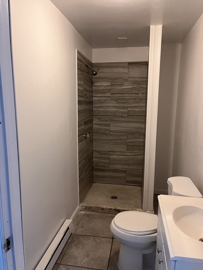 4943 Penn St Unit 1B