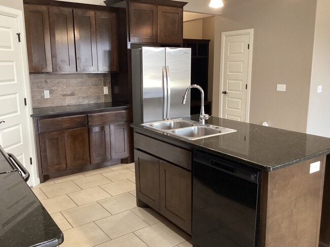 Photo - 11232 NW 101st St