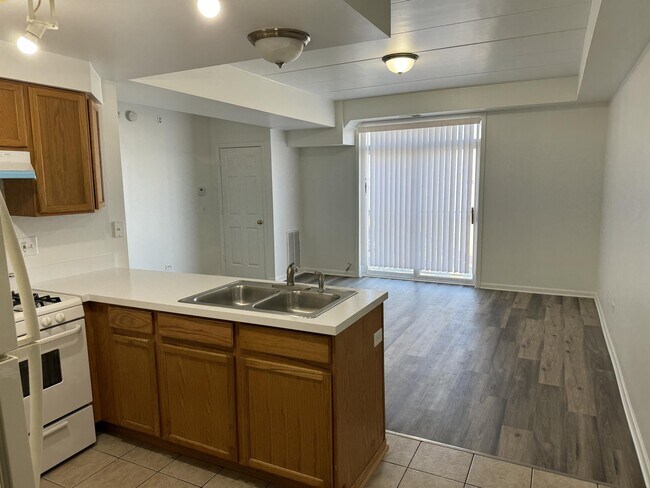 Photo - 2734 S Wentworth Ave