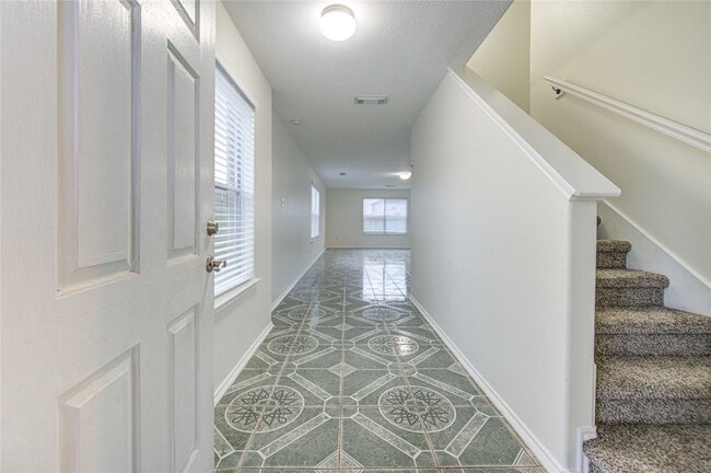 Photo - 9926 Myrtle Field Ln