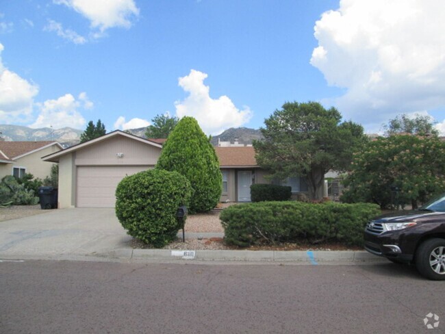 Building Photo - Four Beds in the Foothills Rental