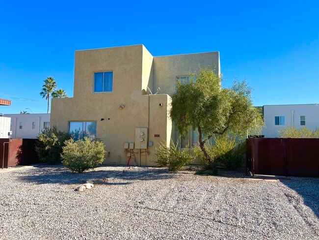 Building Photo - 3136 N Winstel Blvd Unit 1