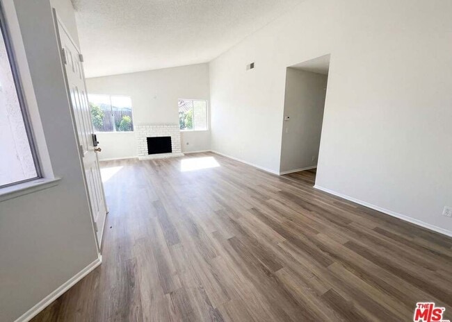 Photo - 6406 Regatta Ct