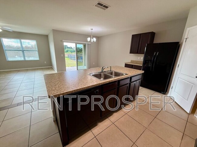 Photo - 4222 Roberta Dr