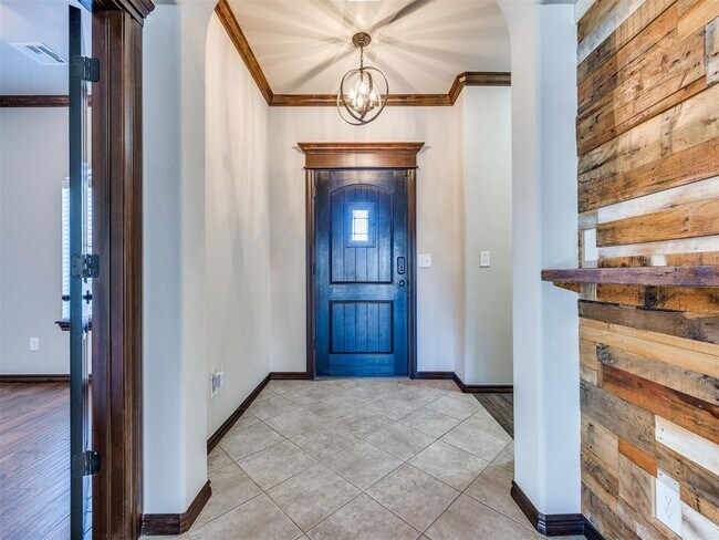 Photo - 17400 White Hawk Dr