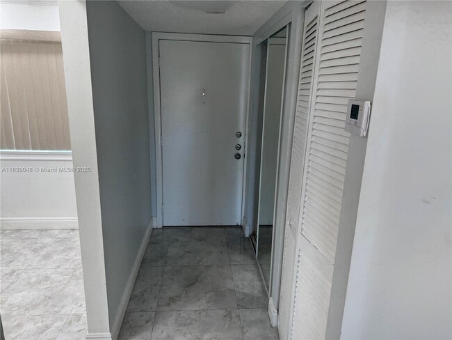 Photo - 3571 Inverrary Dr Unit 403