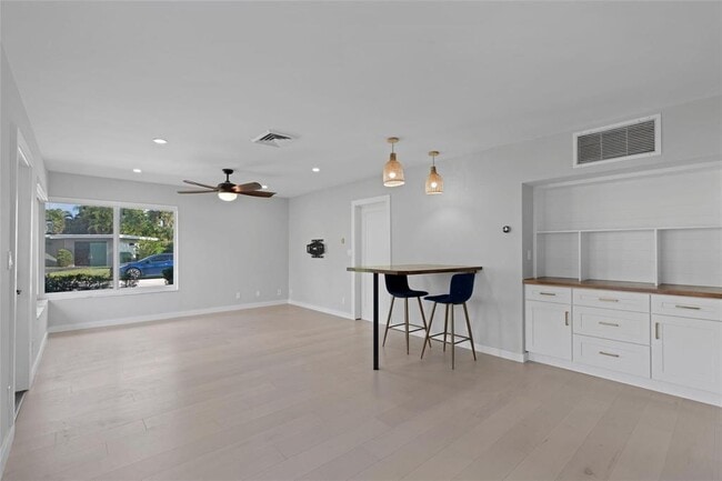 Photo - 2000 SE 26th Ave