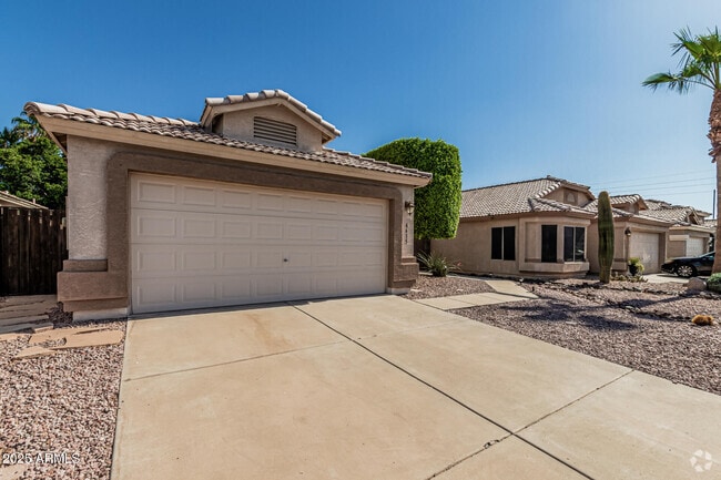 Building Photo - 6615 W Saddlehorn Rd Rental