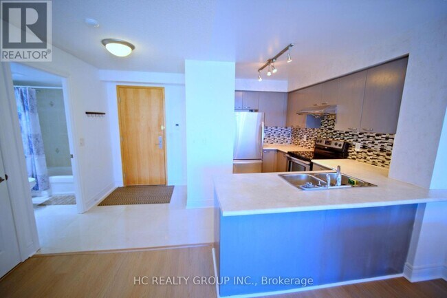 Photo - 62 Suncrest Blvd Unit 722