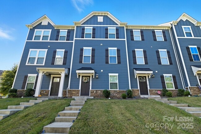 Building Photo - 1335 Ashbury St Rental
