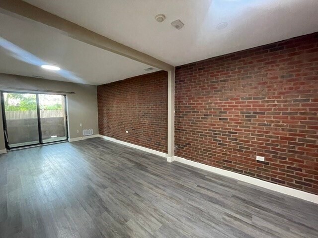 Photo - 123 Elm St Unit A7