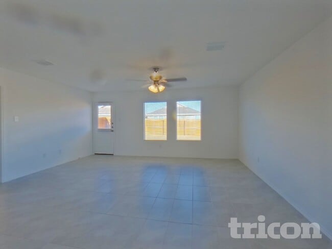 Photo - 2500 Bunkerton Dr