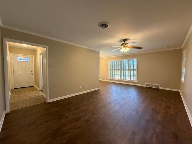 Photo - AVAILABLE NOW 2 BEDROOM 2 BATH DUPLEX IN TCU AREA