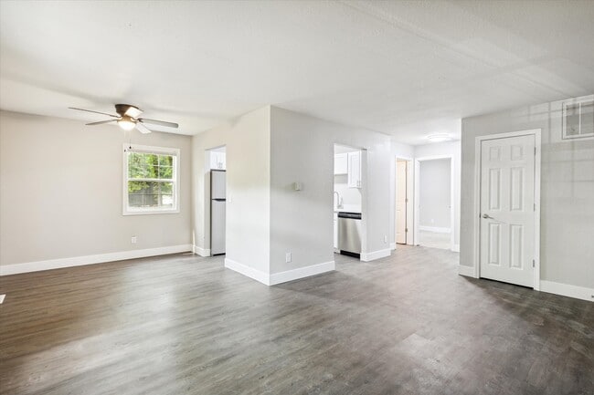 Timber Ridge Townhomes & Apartments