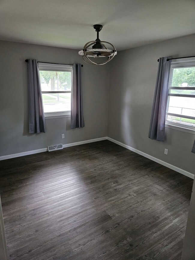 Photo - 6130 W Fairmount Ave Unit 6130 W Fairmount ave.
