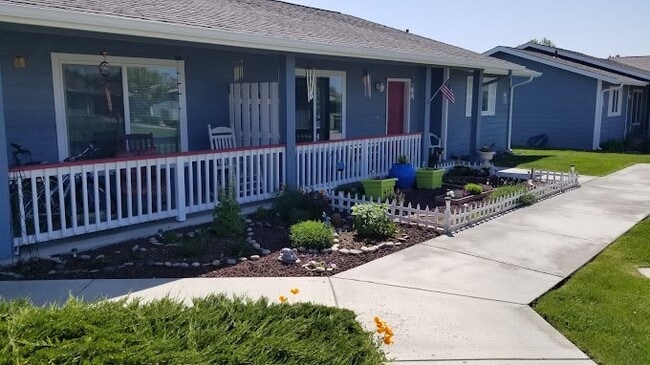 Photo - 310 Klickitat St