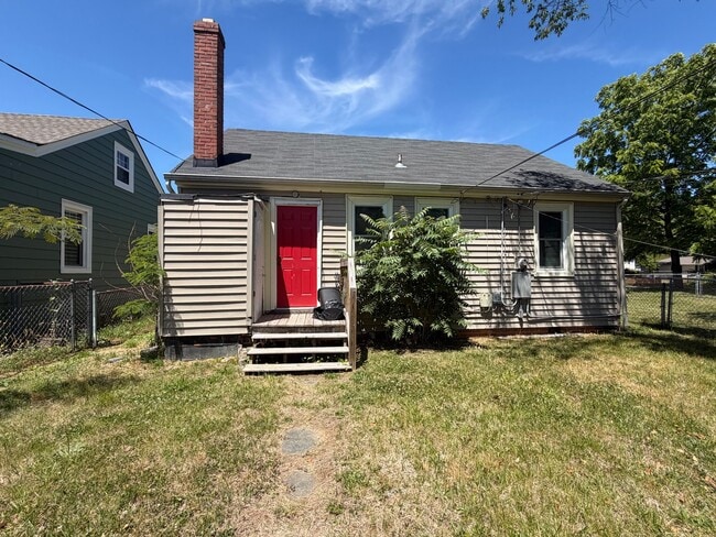 Photo - 611 Milton St
