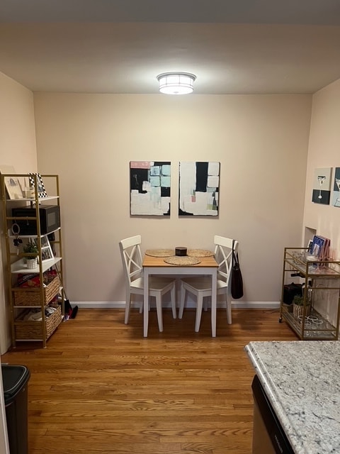 Eating area - 810 Ellison Ave Unit 4