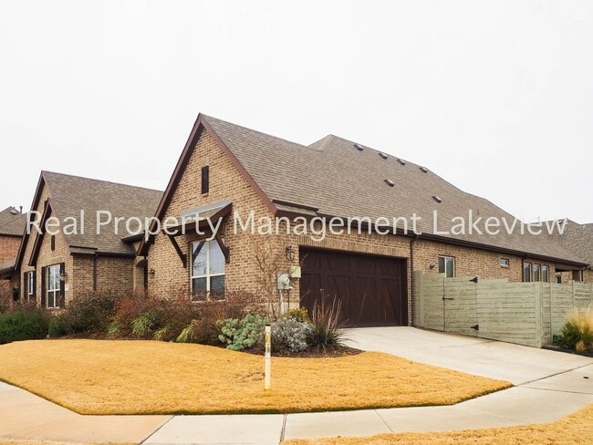 Photo - 400 Sunflower Ave