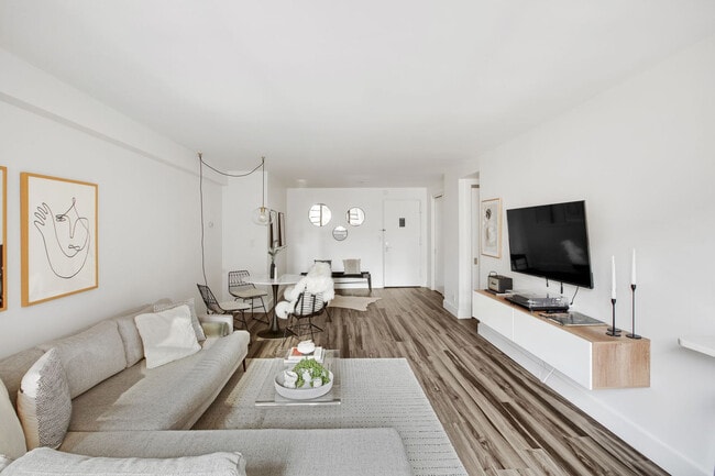 Photo - 330 W 58th St Unit ID1271252P