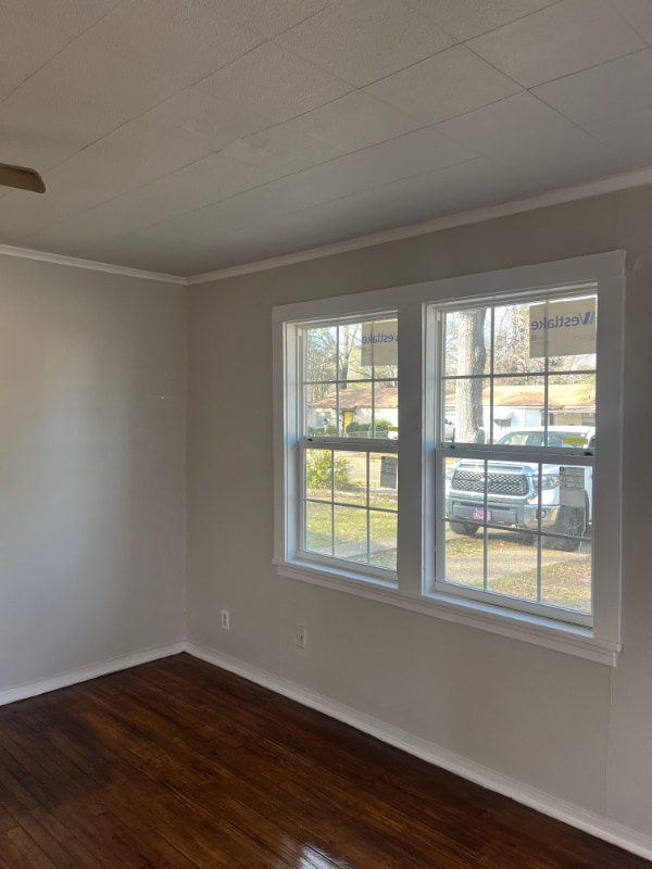 Photo - 2721 Sunnybrook St