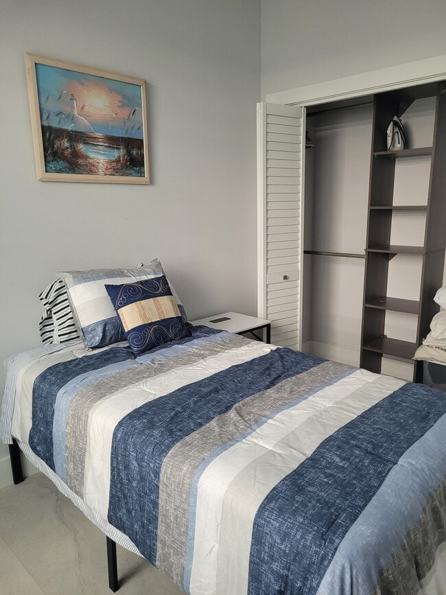 Photo - 115 Arctic Ave