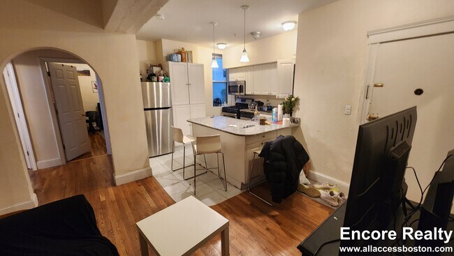 Photo - 2016 Commonwealth Ave Unidad #2001 - 5