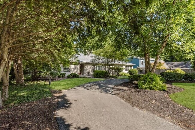Photo - Elegant Updated Meridian-Kessler Home on E...