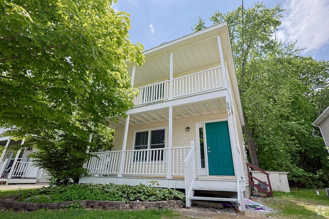 Building Photo - 8872 Lagoon Dr Rental