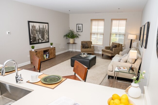 The Residence at the Glen Town Center