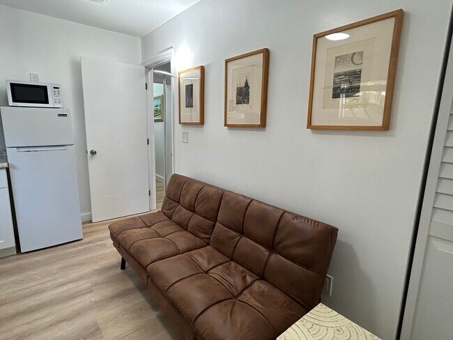 Photo - 1040 Andrews Rd