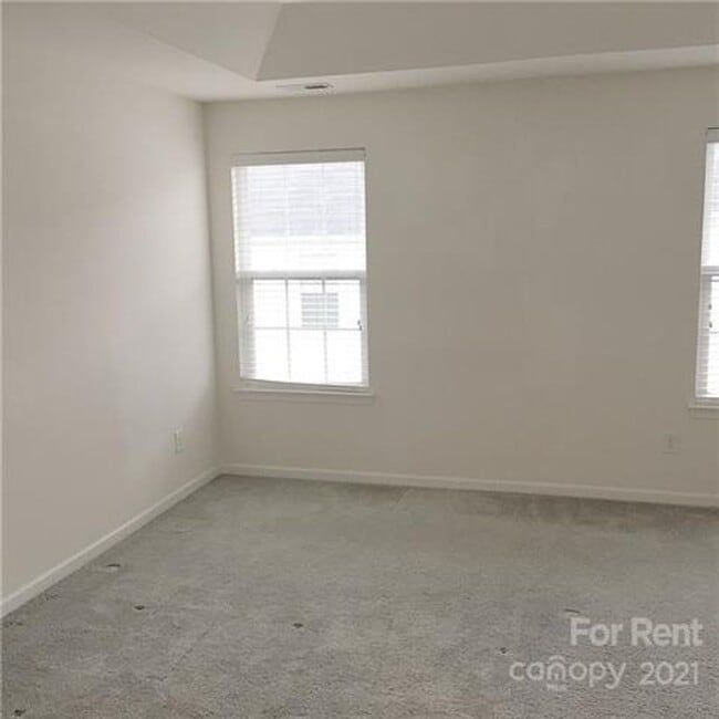Photo - Beautiful three bedroom townhome