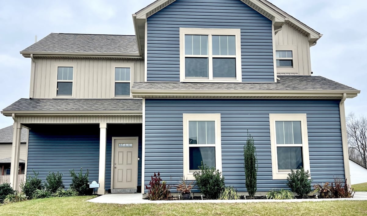 Beautiful open concept home in Autumn Creek! - Beautiful open concept home in Autumn Creek!