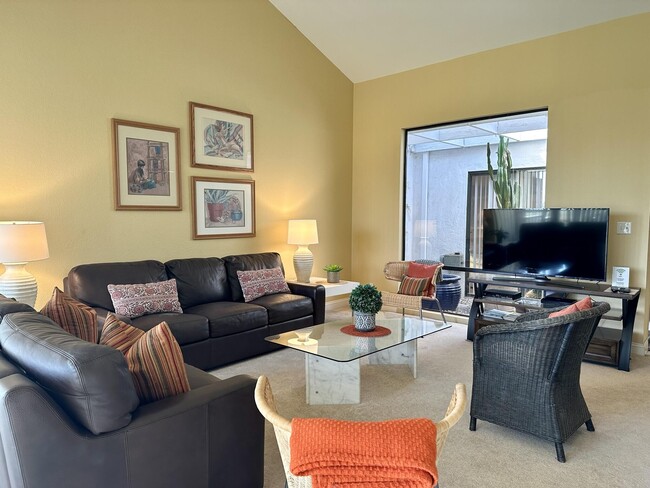 Photo - 294 San Vincente Cir