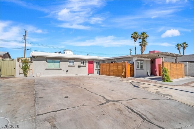 Building Photo - 5149 Poncho Cir Unit 1