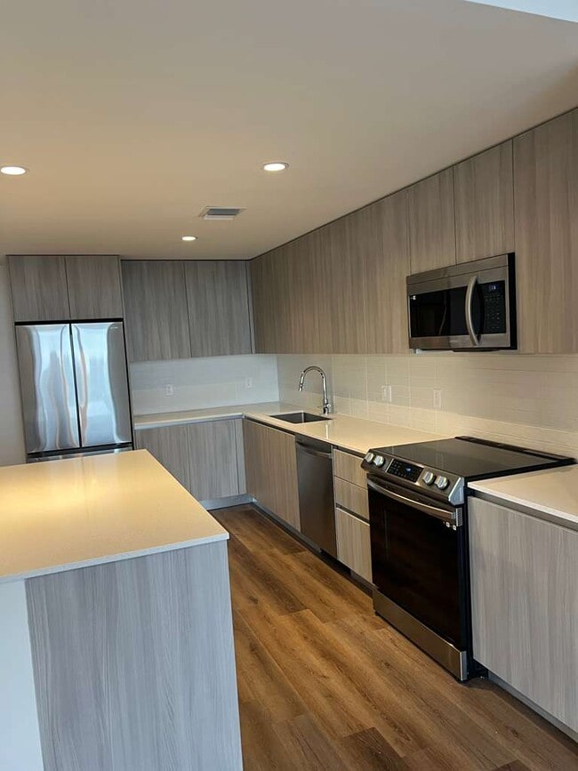 Photo - 2722 SW 28th Ave Unit A1