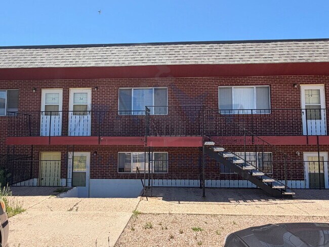 Photo - 706 Downey St Unit 24