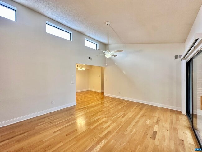 141 Green Turtle Ln Unit 11