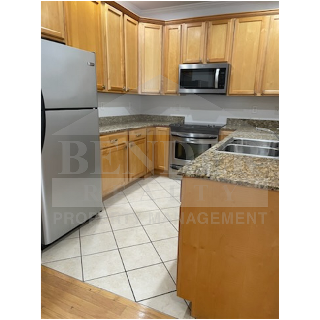 Photo - Emmyllie Ct- 130/132 Unidad 132