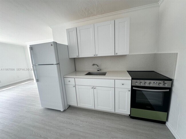 Photo - 104 Commercial Blvd Unidad 4