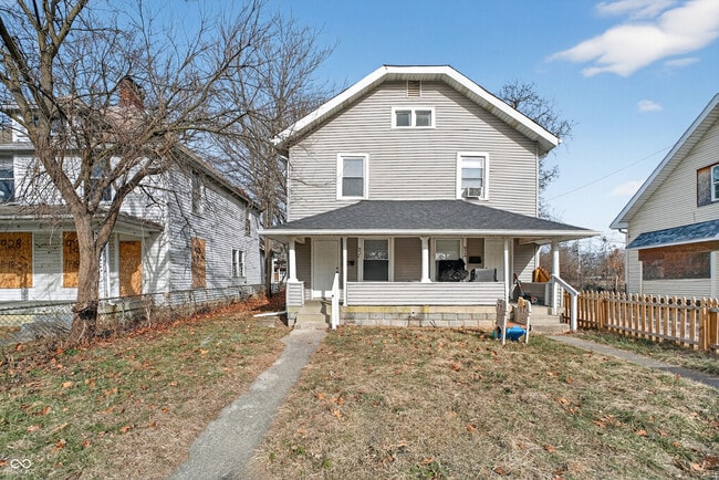 Building Photo - 926 W 32nd St