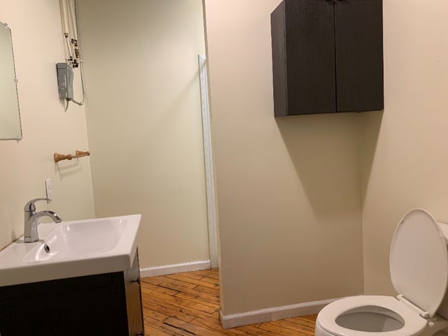 Photo - 1417 Kemper St