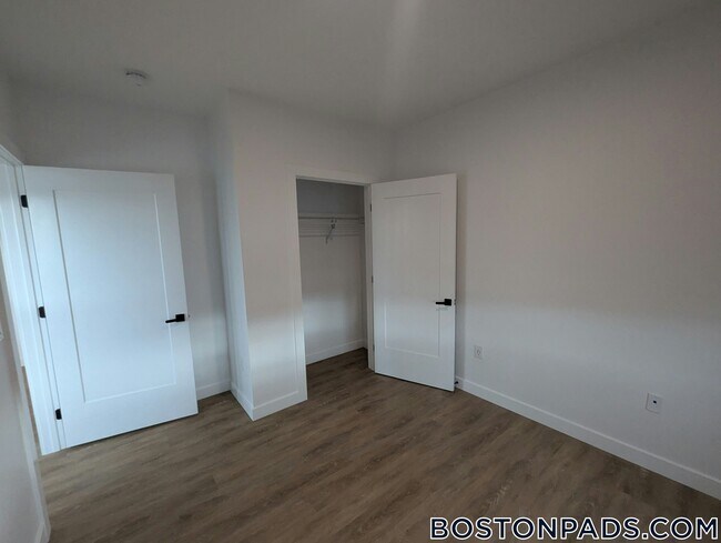 Photo - 199 Gardner St Unidad 402