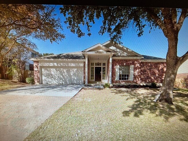 Charming 3-Bed Home with Pool in Harris Br... - Charming 3-Bed Home with Pool in Harris Br...