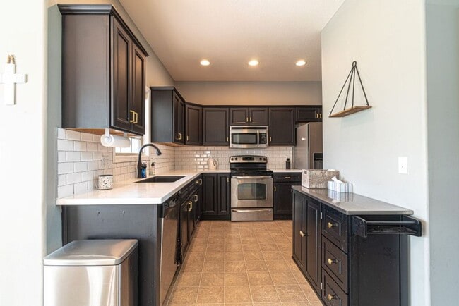 Photo - 1161 Chinook Cir