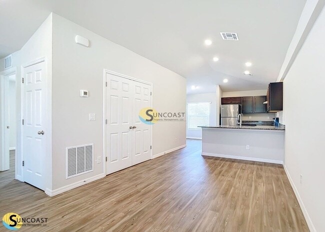 12112 Henley Ave