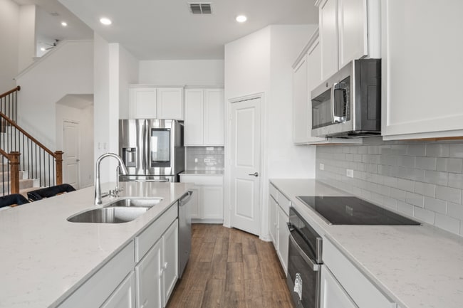 Photo - 5216 Timber Pt Dr